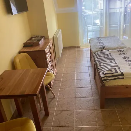 Pod Delfinem ホームステイ